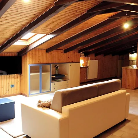 Lodge Nido Tra Le Stelle E Il Blu Castelletto Merli